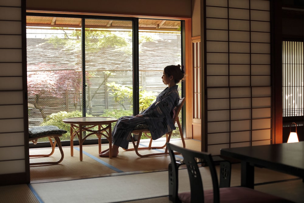 ONISHIYA SUISHOEN 28/60