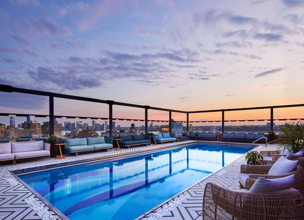 Gansevoort Meatpacking 3/77