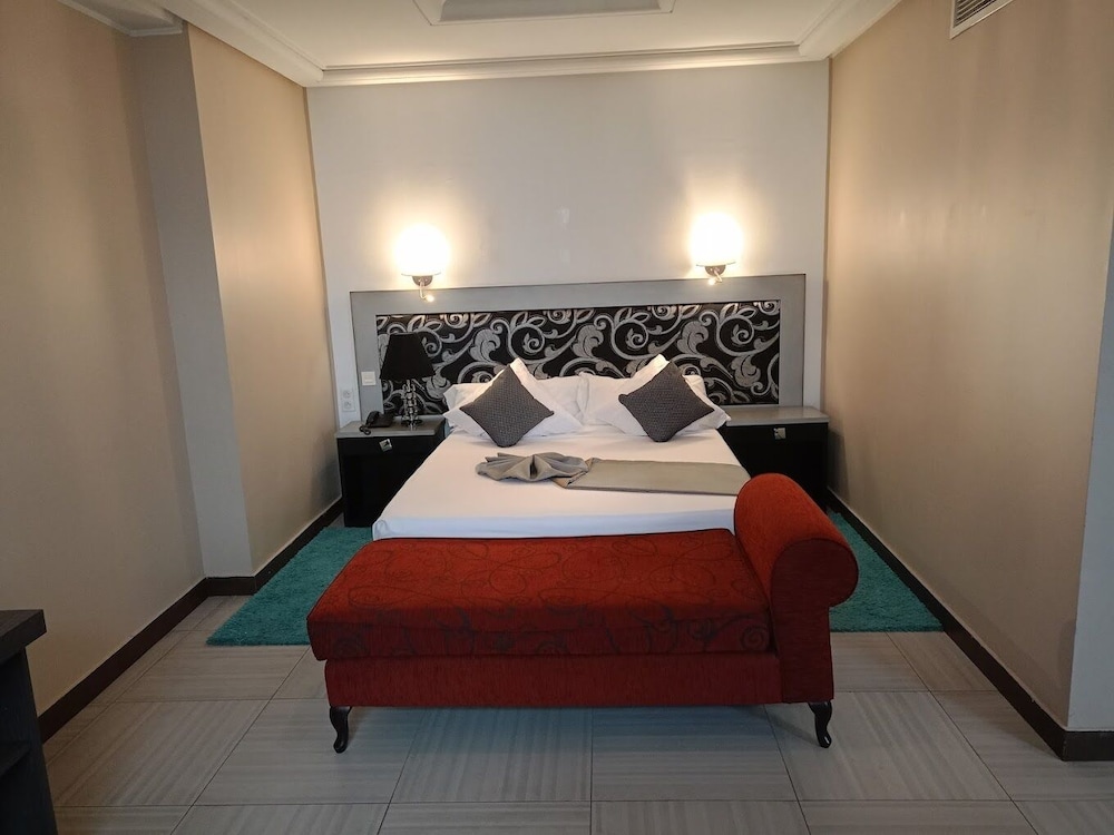 Hotel Jardy 17/56