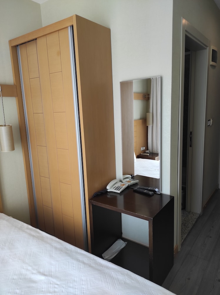غرفة قياسية بشرفة مفردة بسرير فردي، Cilek Marina Hotel 10/10