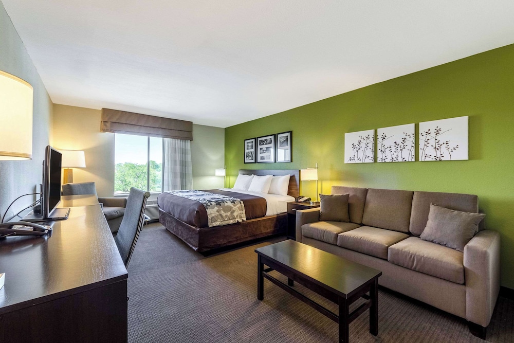 Sleep Inn & Suites Jourdanton - Pleasanton 36/65