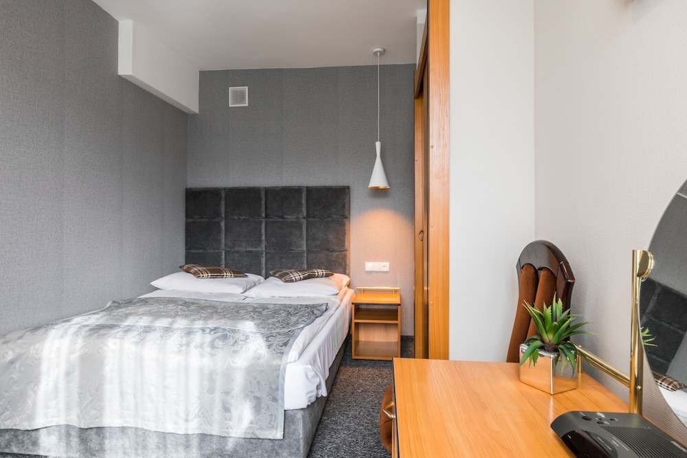 Hotel Helios 15/50