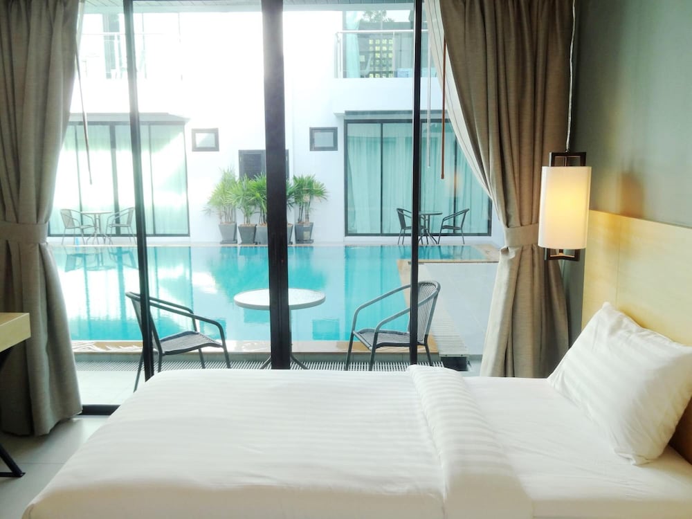 Good Day Phuket 57/71