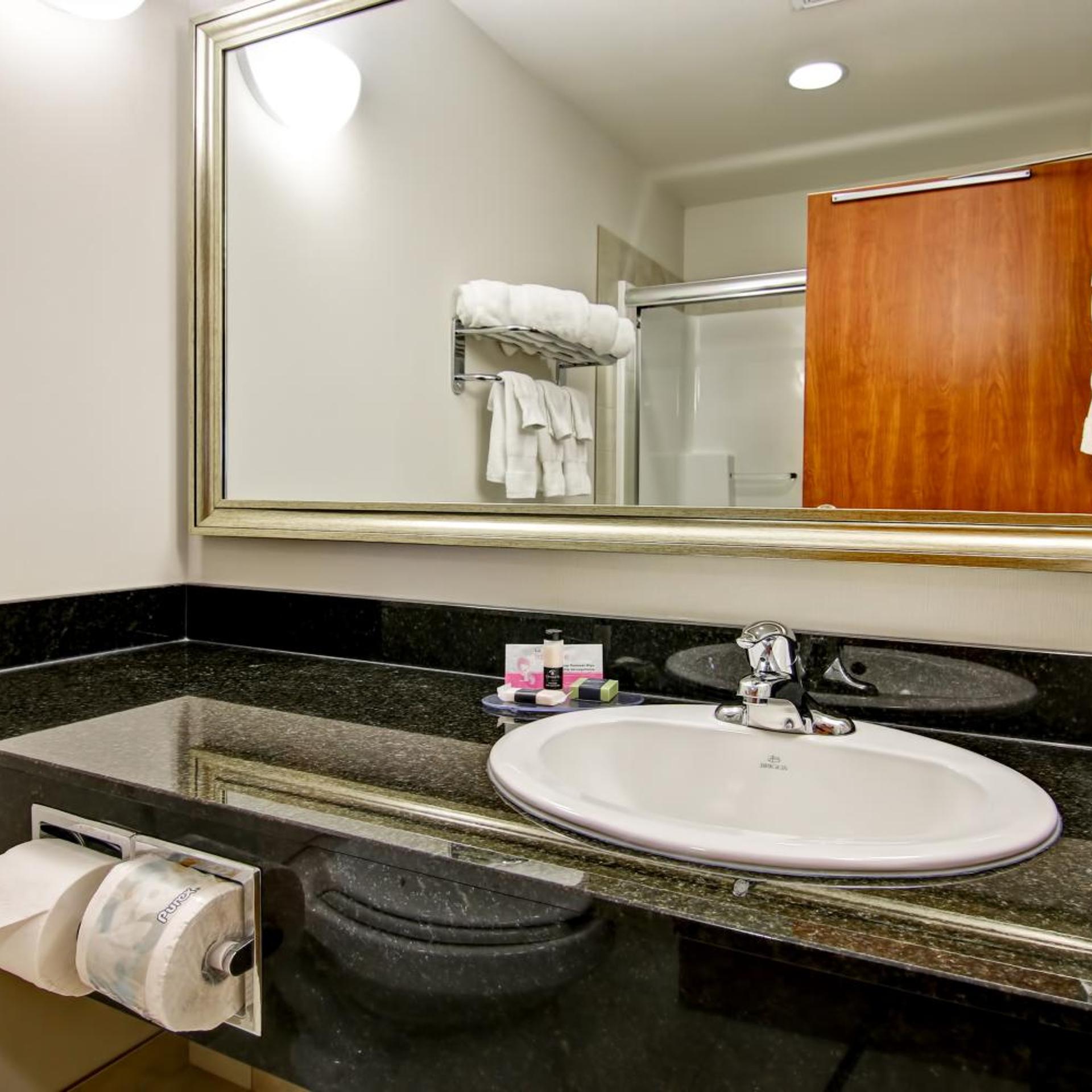 Canalta Hotel Melfort 38/42