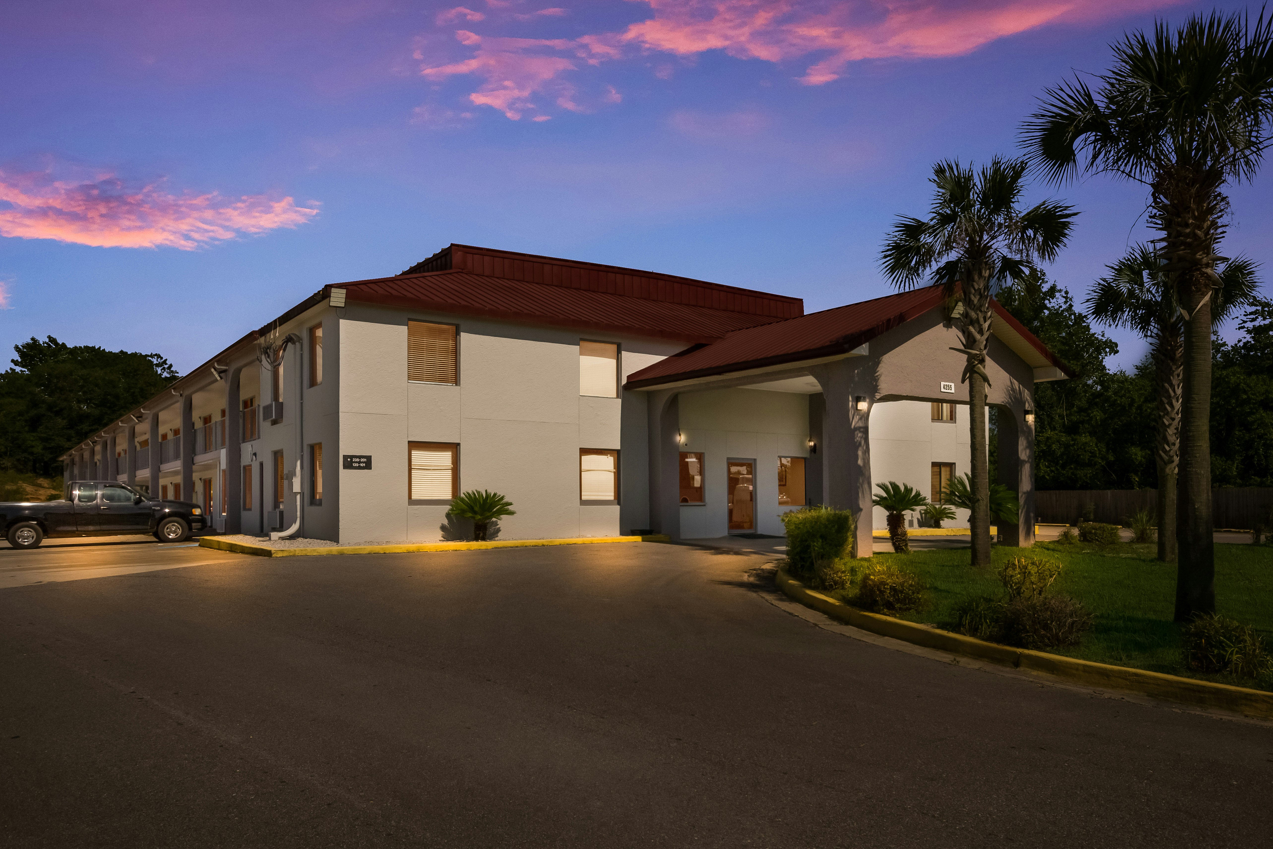 Red Roof Inn Crestview 2/21