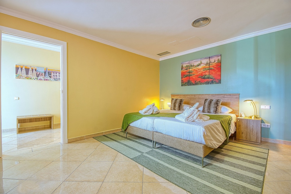 Casa Leon 7/50