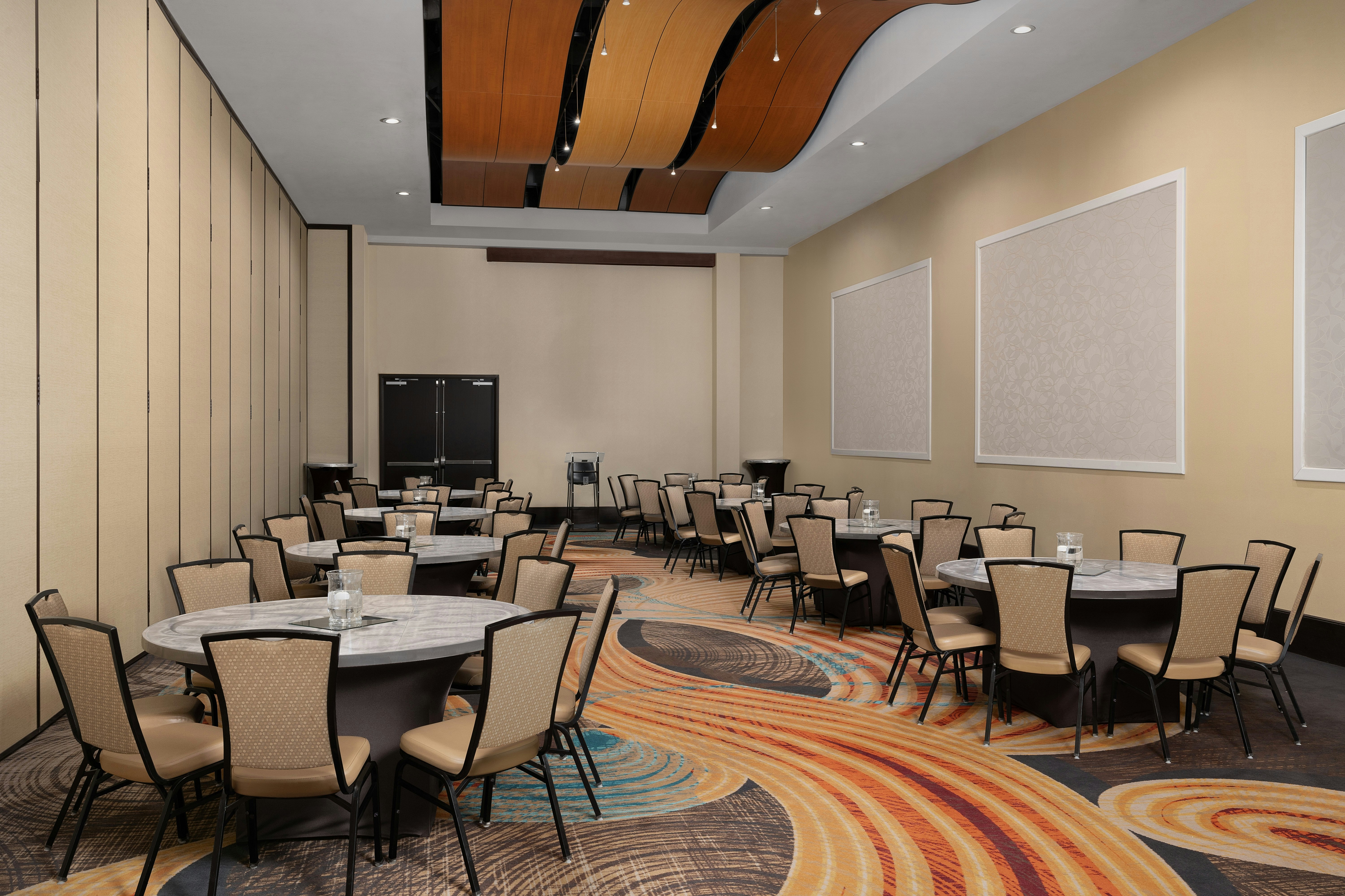 Embassy Suites Knoxville West 42/50