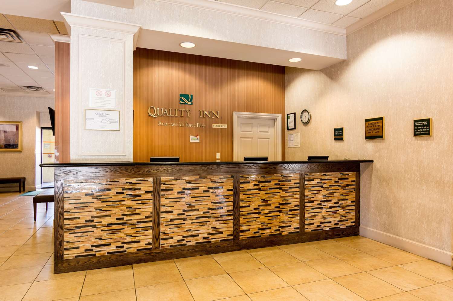 Quality Inn Near Joint Base Andrews-Washington Area 2/36