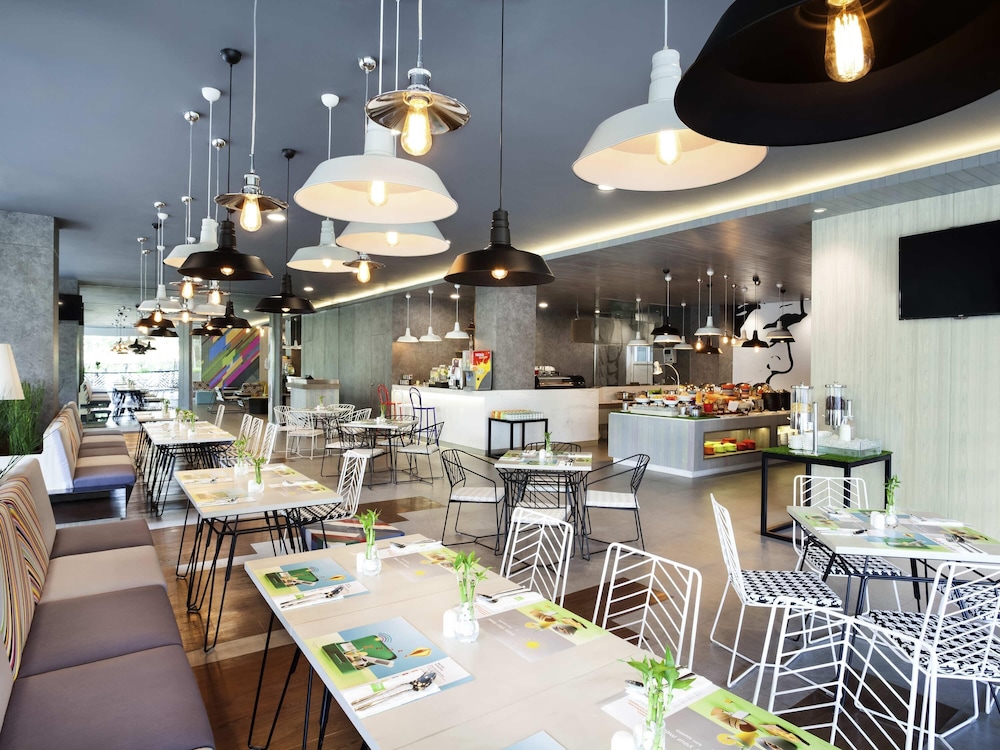 Ibis Styles Jakarta Sunter 37/62
