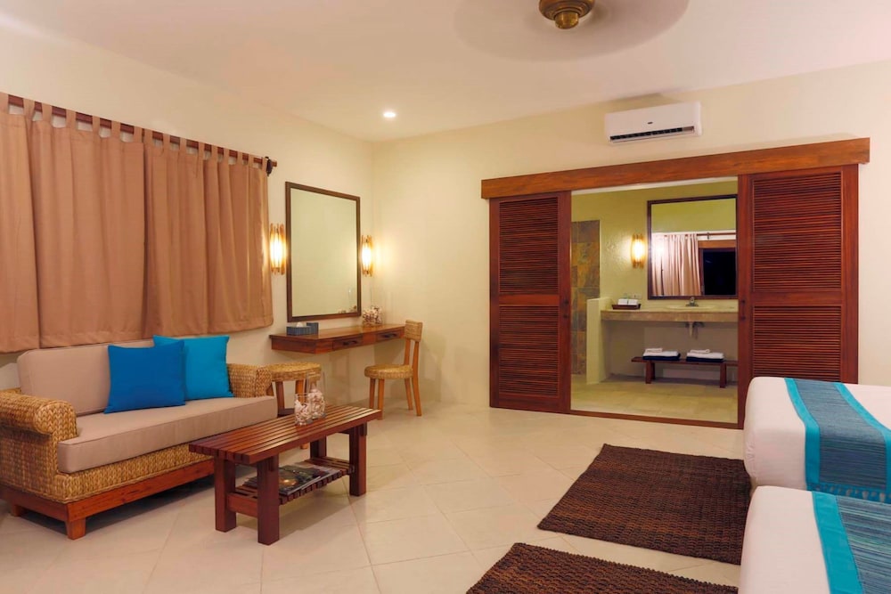 Bluewater Sumilon Island Resort 27/50