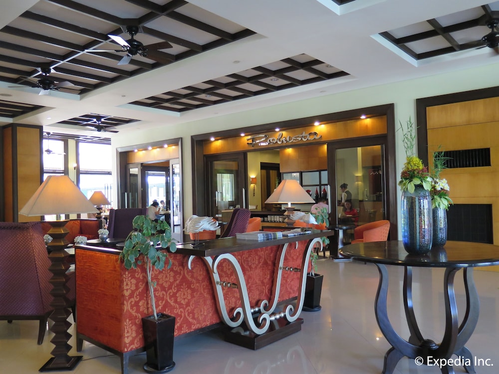 PonteFino Hotel & Residences 44/55