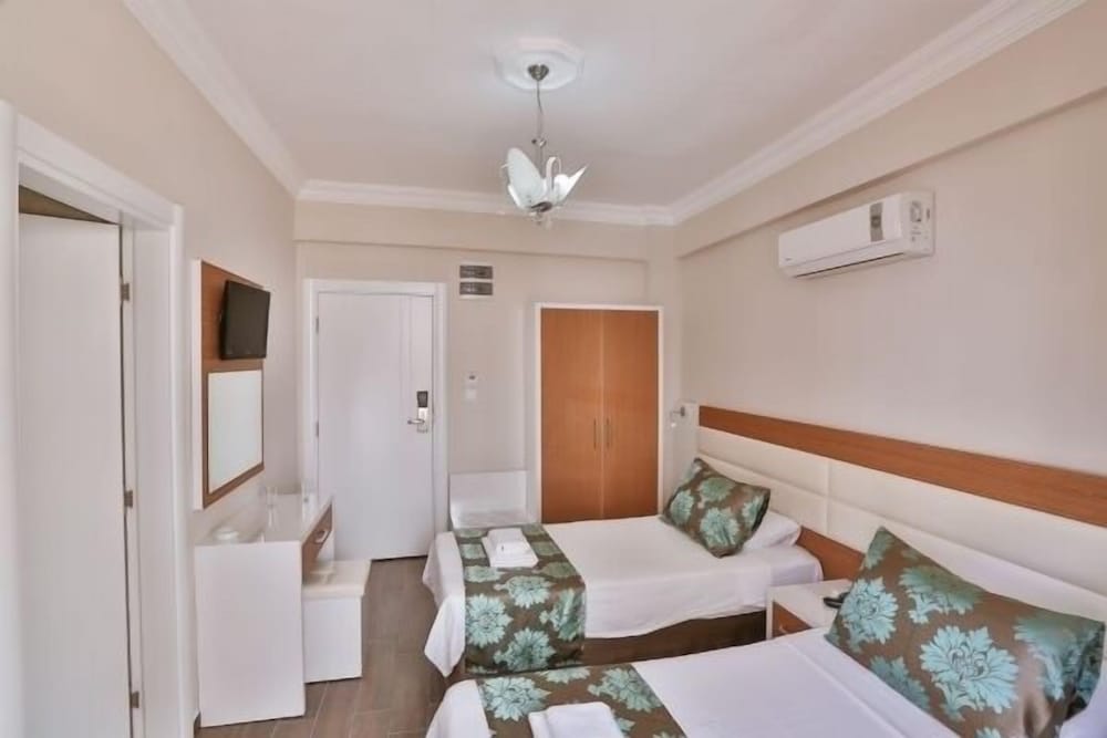 Hotel Kayahan 17/45