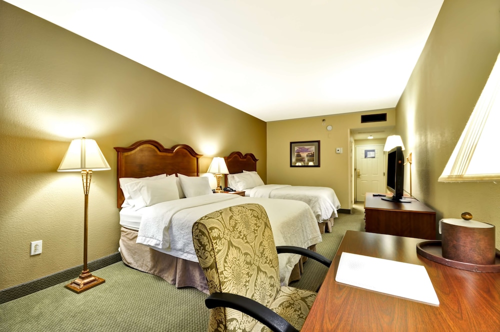 Hampton Inn Charleston Historic District 34/61