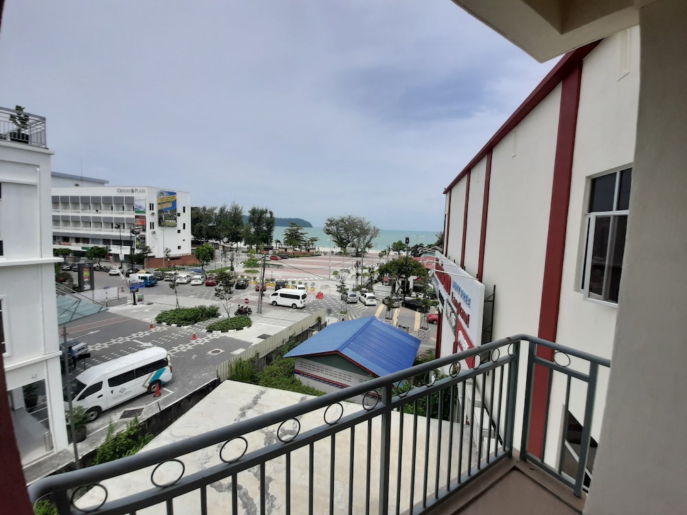 Paretto Seaview Hotel 6/41