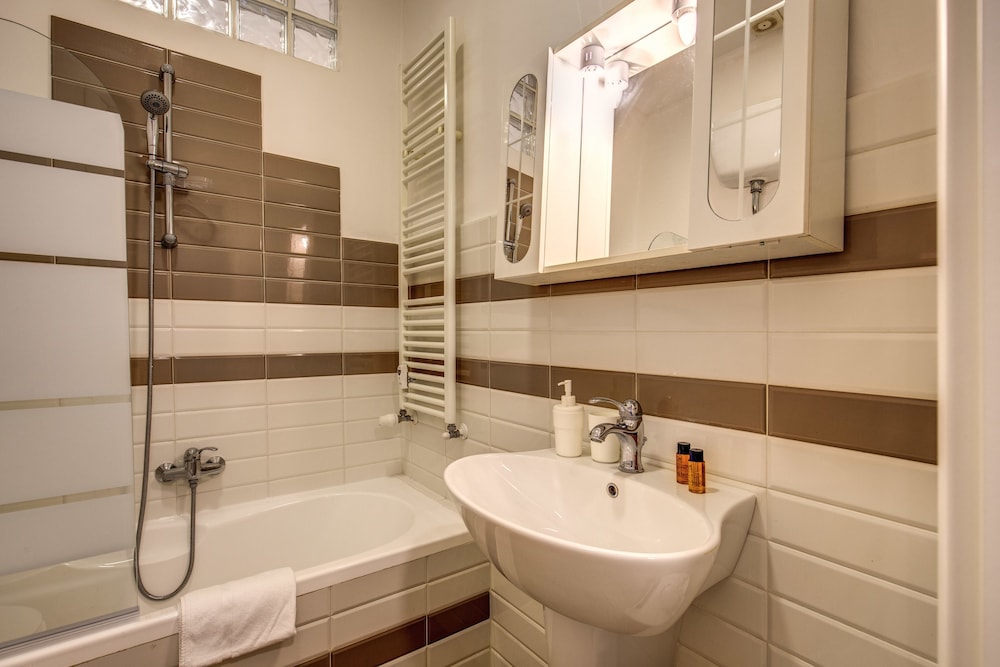 M&L Apartment - case vacanze a Roma 38/50
