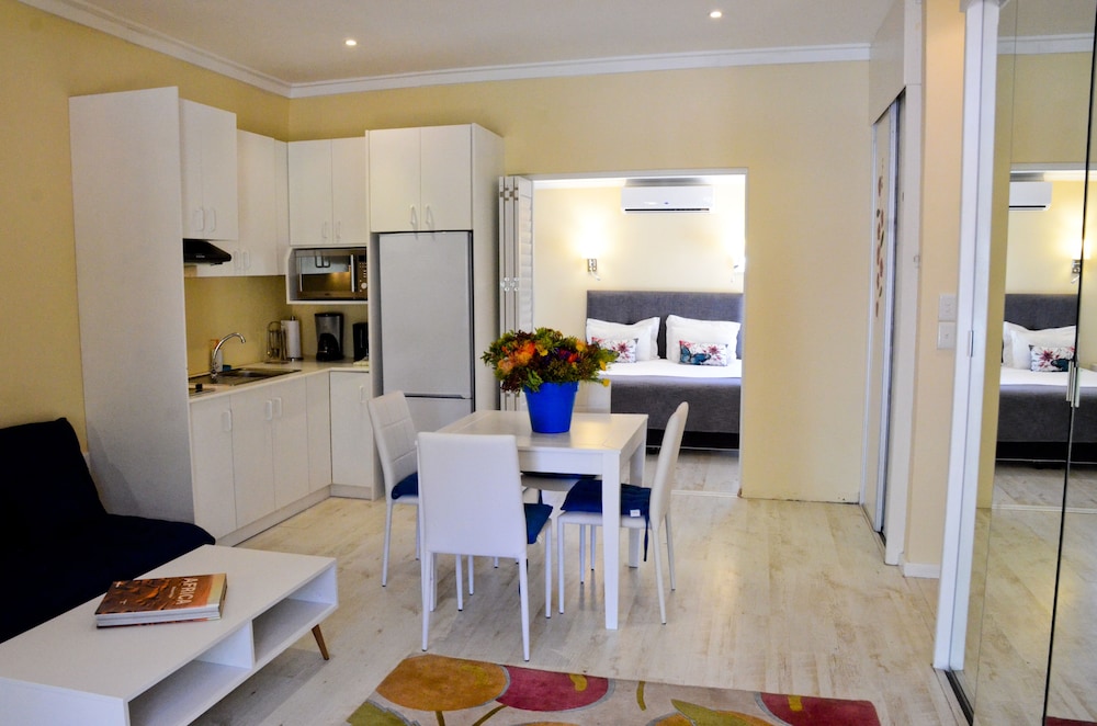 Kleinbosch Lodge 28/45
