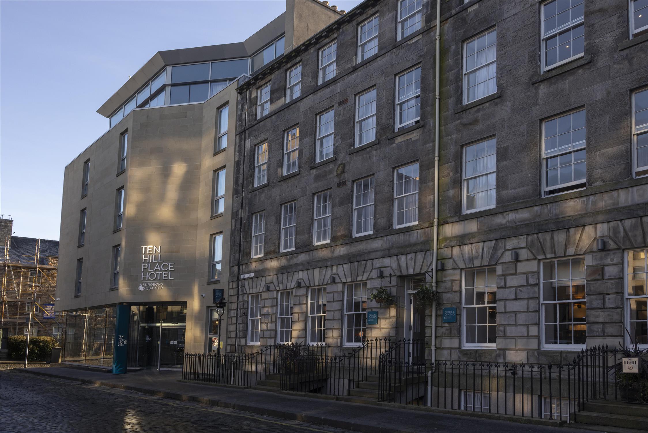 Ten Hill Place, WorldHotels Distinctive 43/44