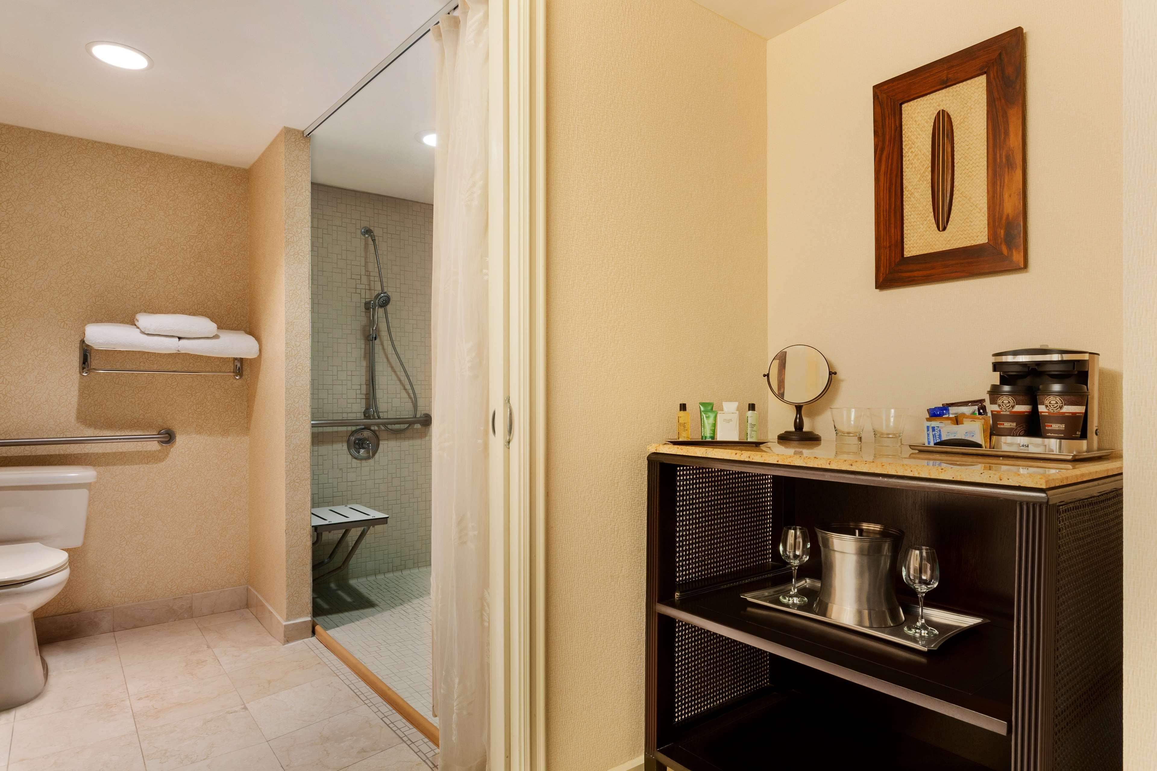 1 Bedroom, Deluxe, Suite, Ocean Front, Accessible