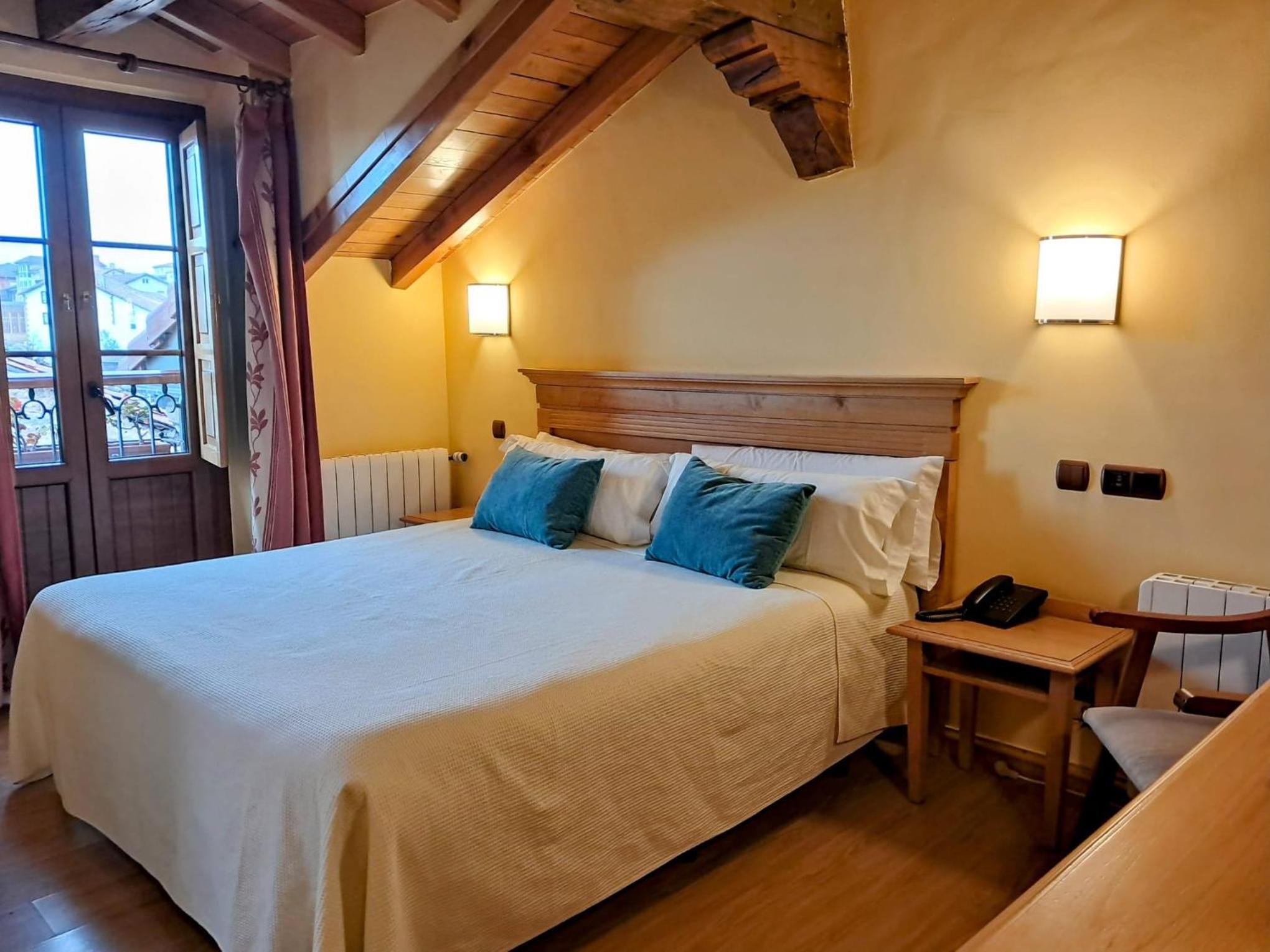 Hotel San Roque 24/57