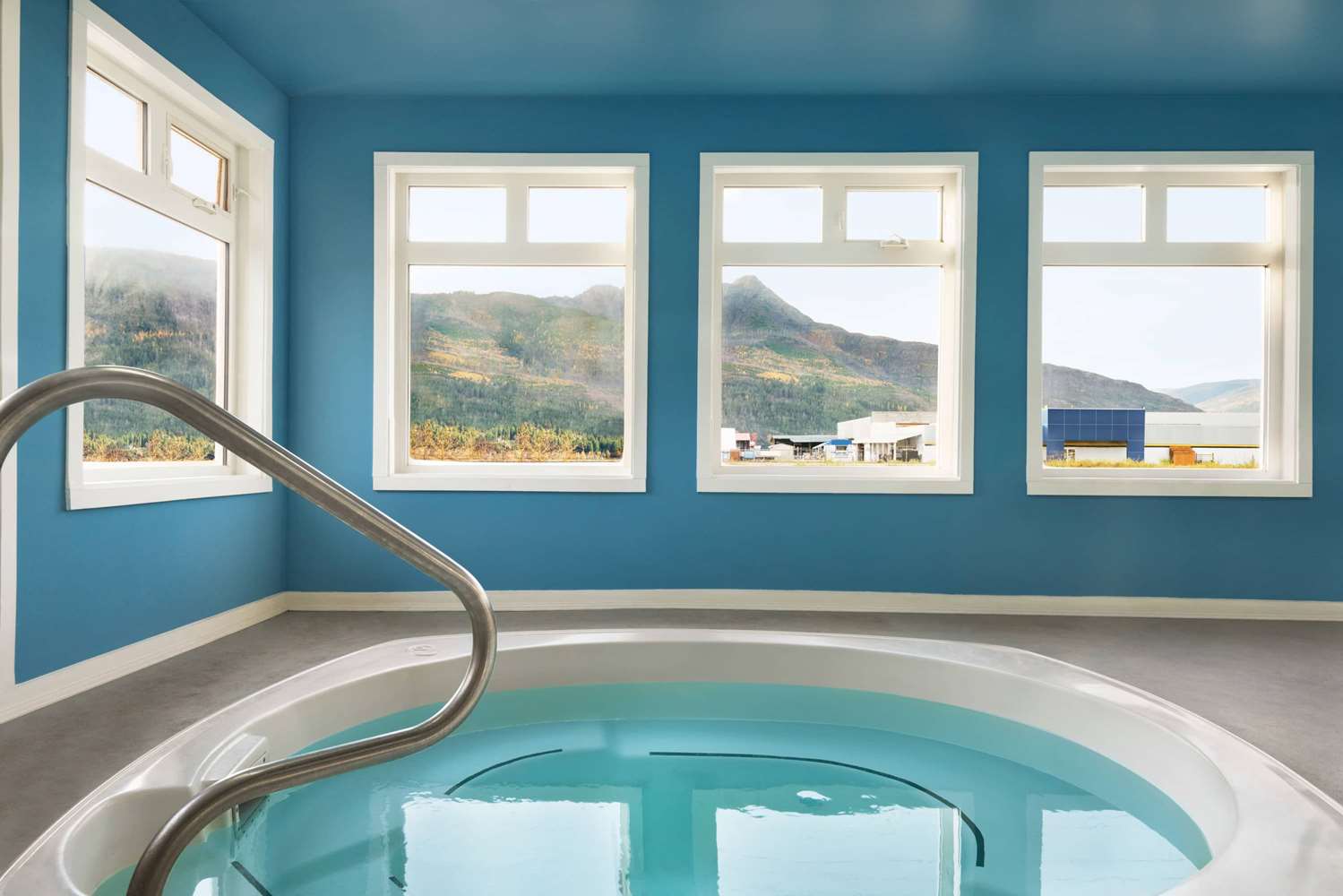 Travelodge by Wyndham Salmon Arm 24/40