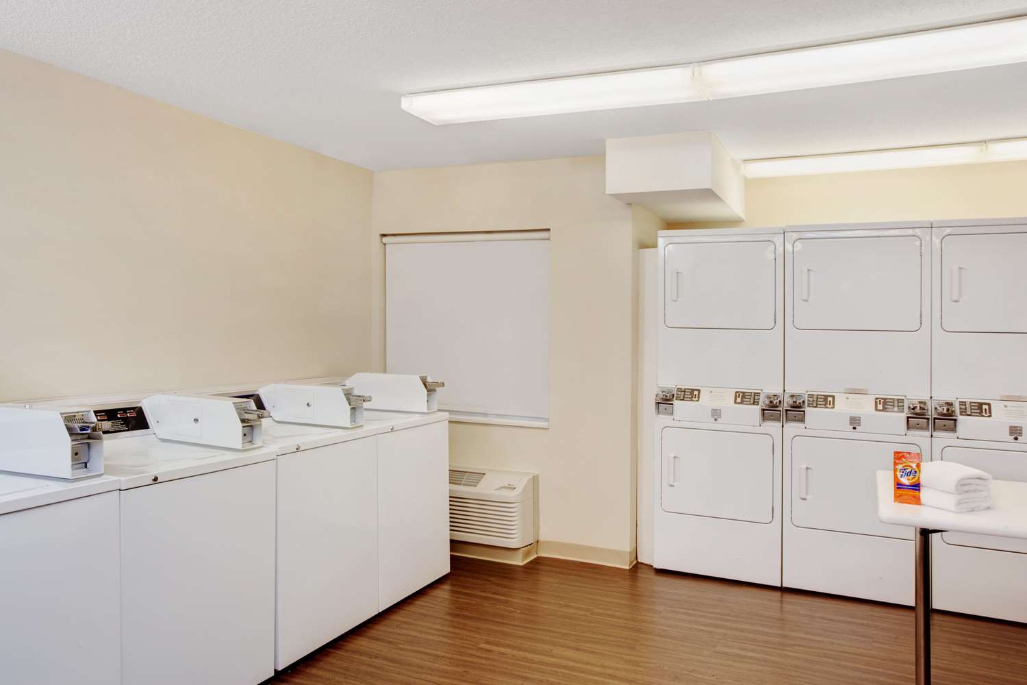 MainStay Suites Chicago Schaumburg 4/5