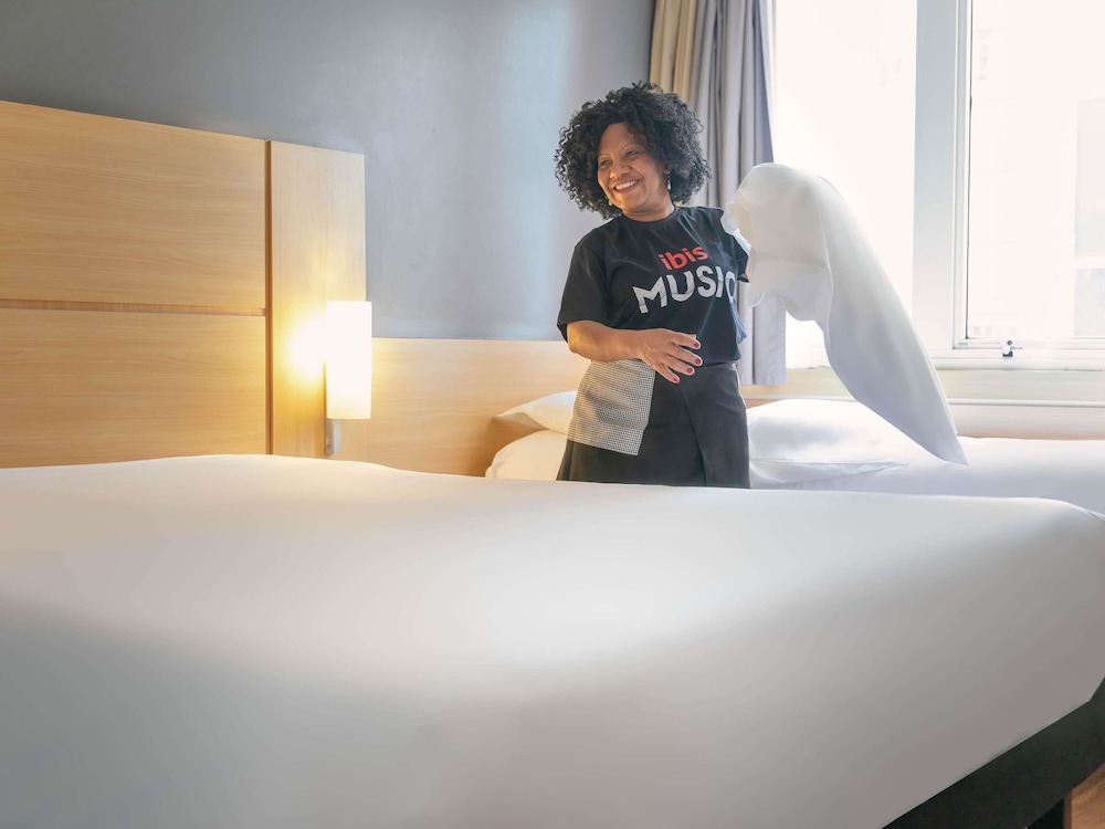 Ibis Sao Paulo Paulista 8/66