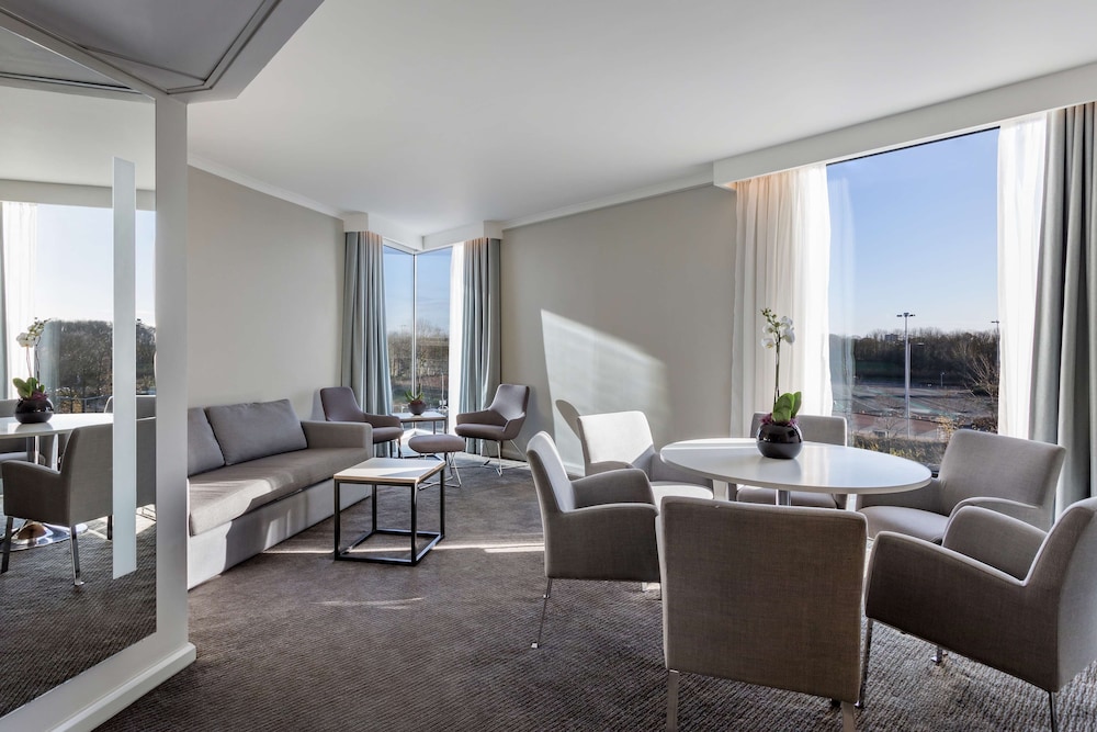 Radisson Blu Hotel London Stansted Airport 48/68