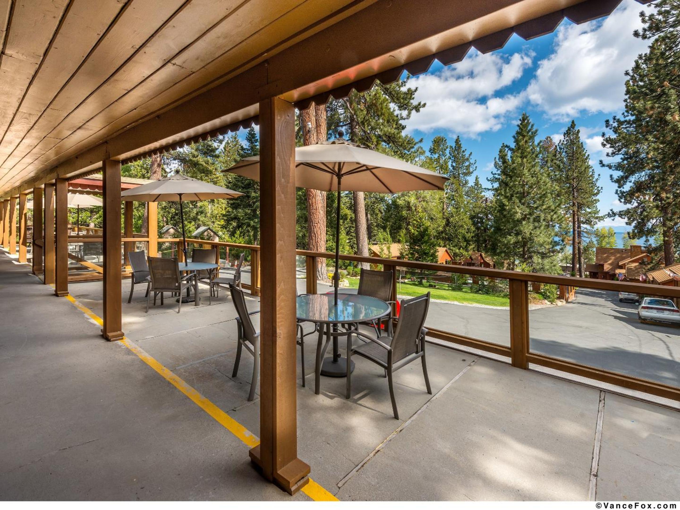 Cedar Glen Lodge 38/52