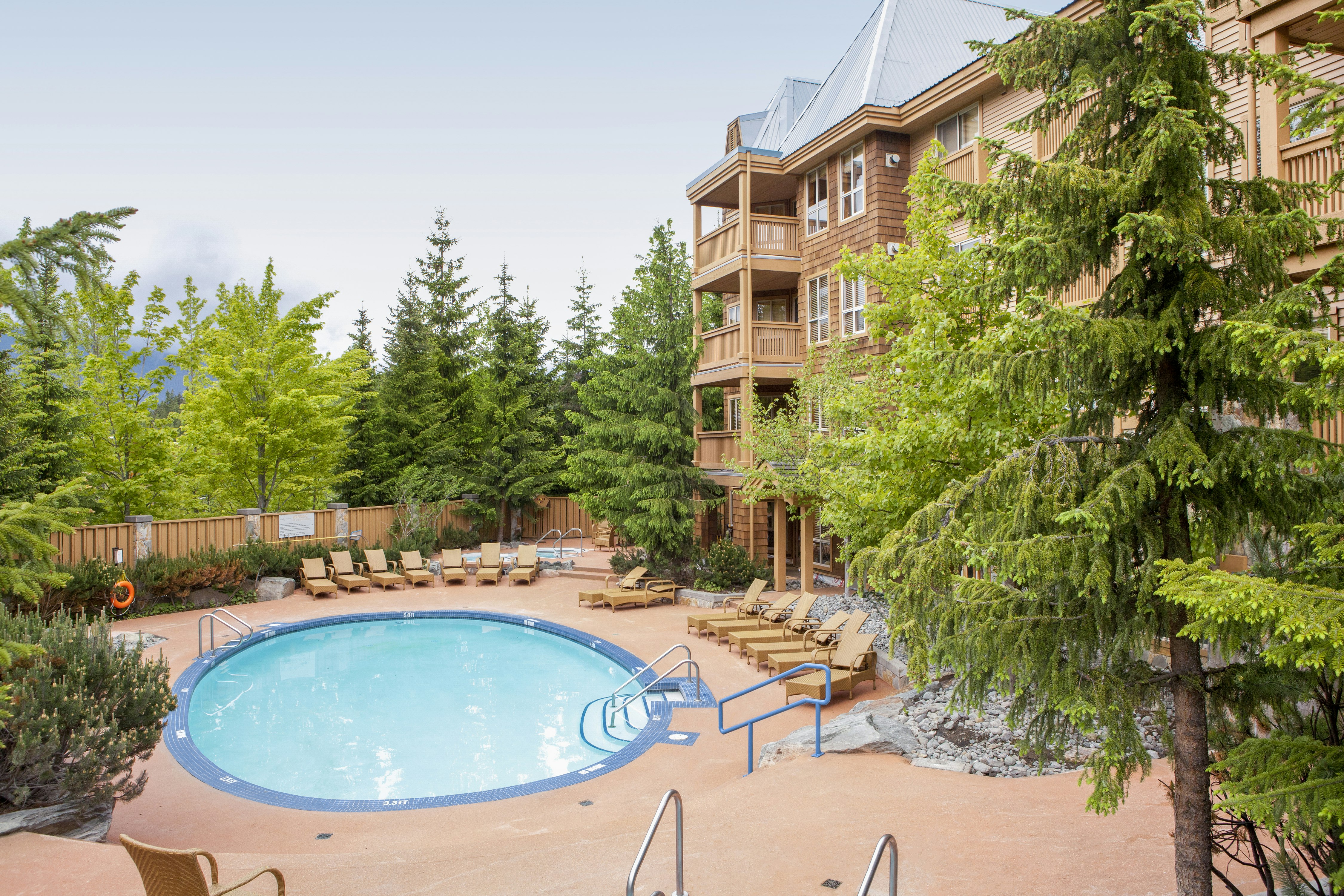Hilton Grand Vacations Club Whistler (ex. Embarc Whistler) 49/59