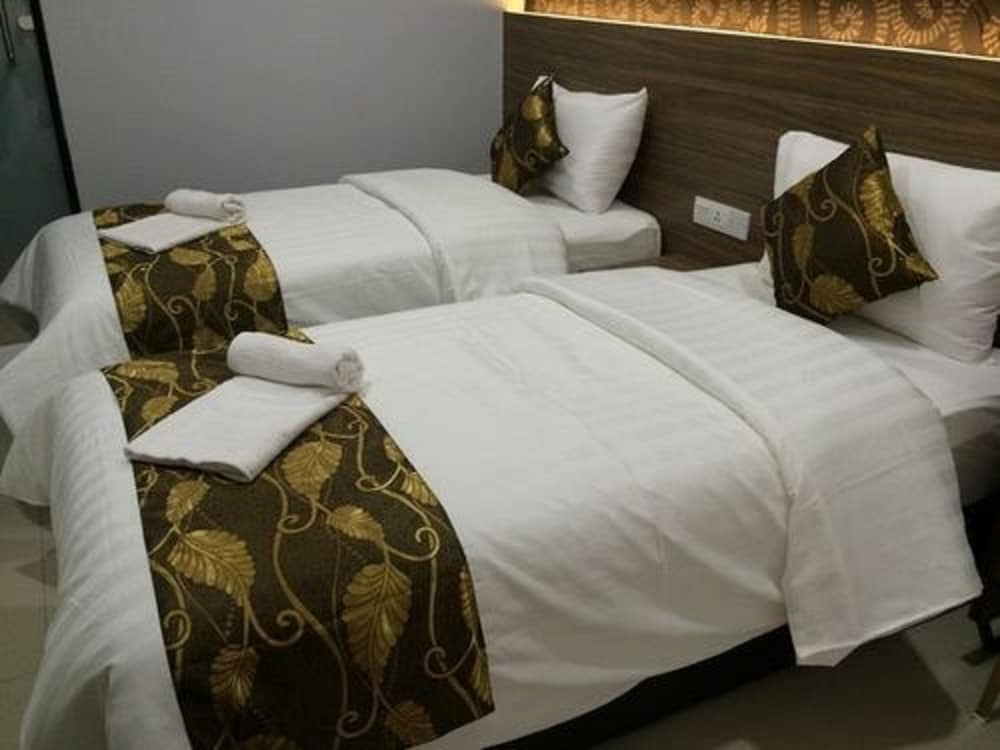 D'metro Hotel 50/61