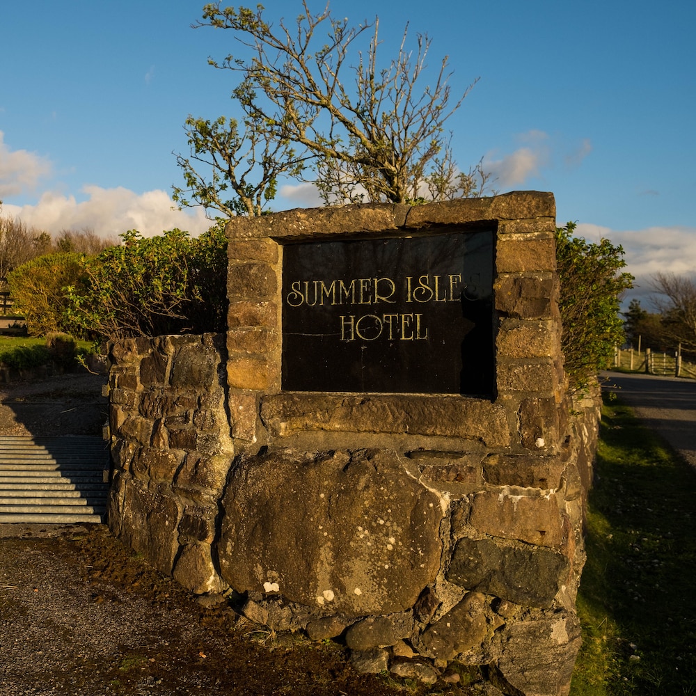 Summer Isles Hotel 44/50