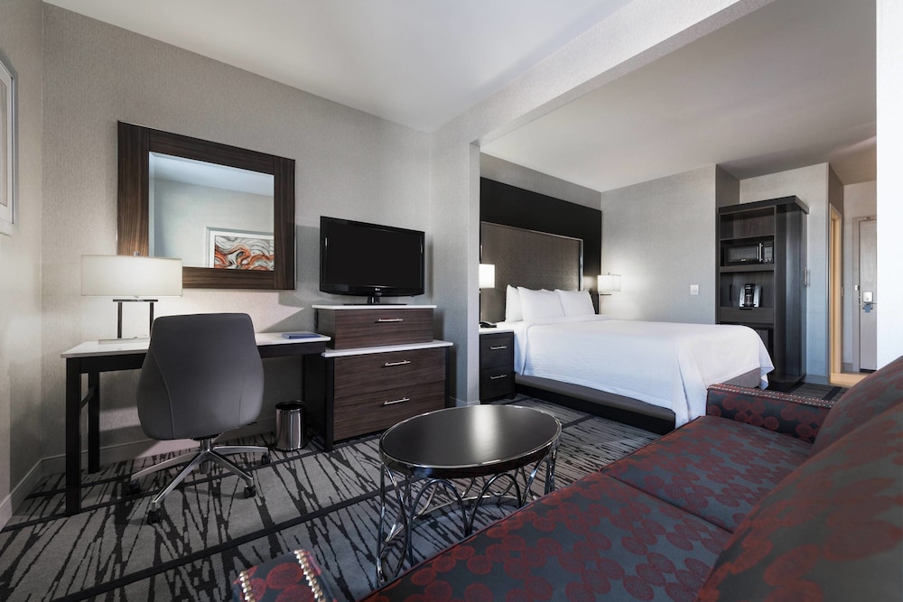 Fairfield Inn Suites Boston Cambridge 12/38