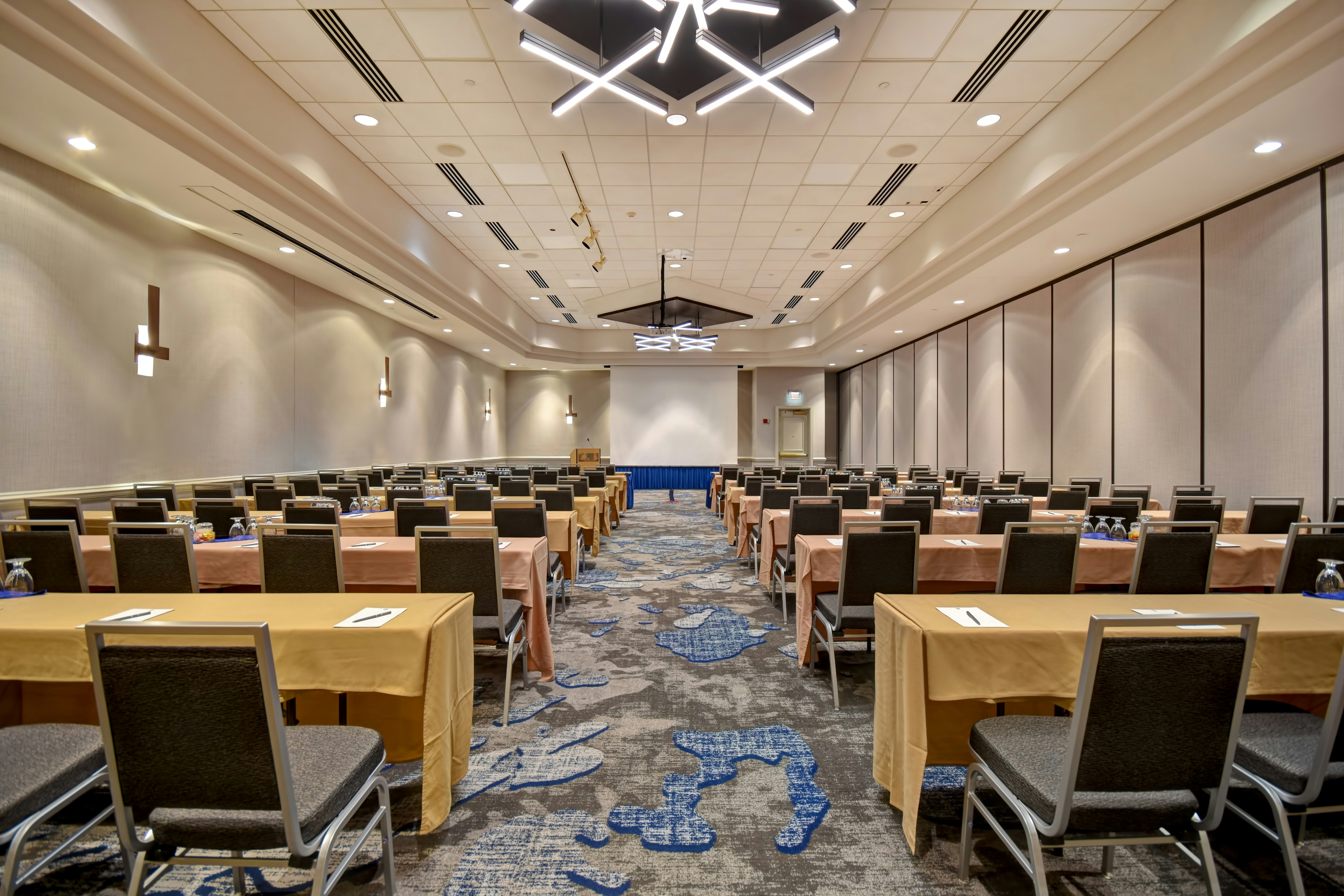 Embassy Suites Charleston 42/58