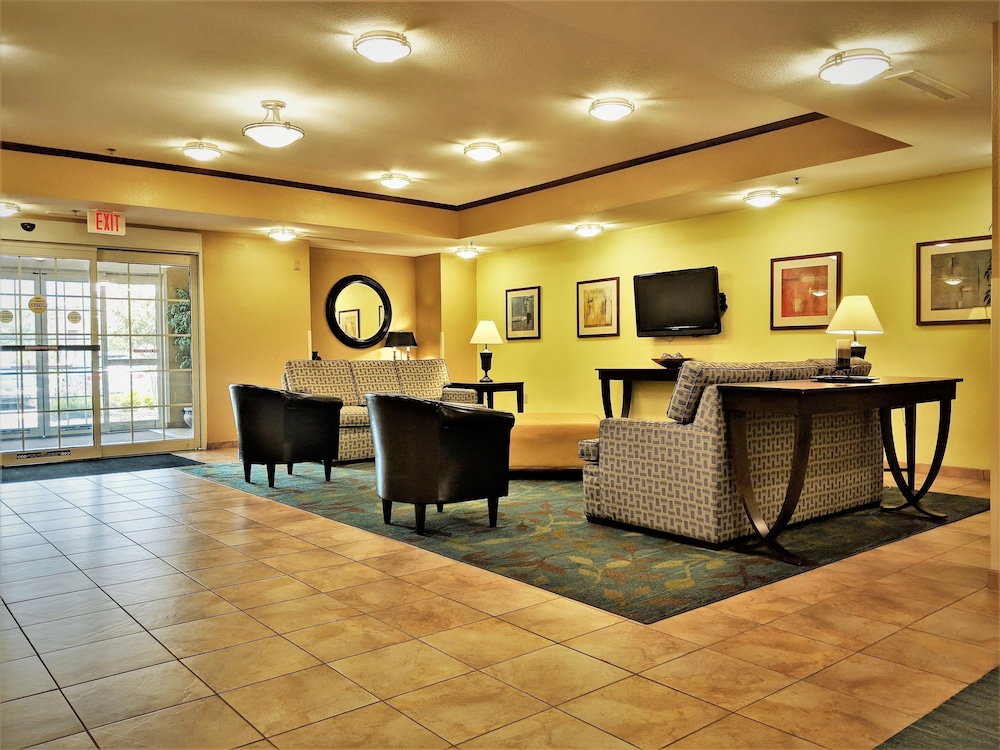 Candlewood Suites Macon 51/70