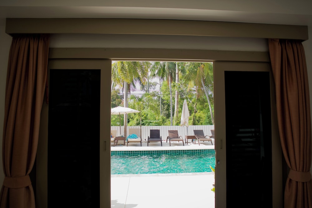 Ampha Place Hotel 33/53