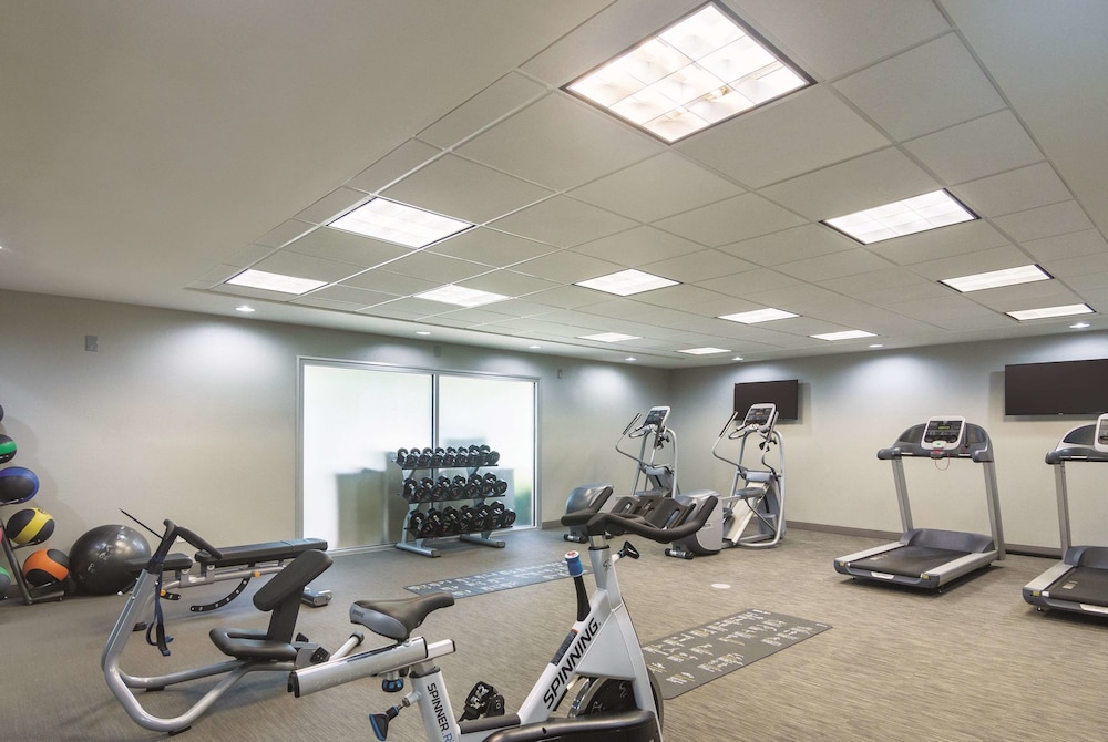 La Quinta Inn And Suites By Wyndham Oklahoma City Norman 32/51