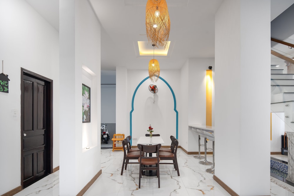 Phuong Dong Hotel & Apartment 29/35