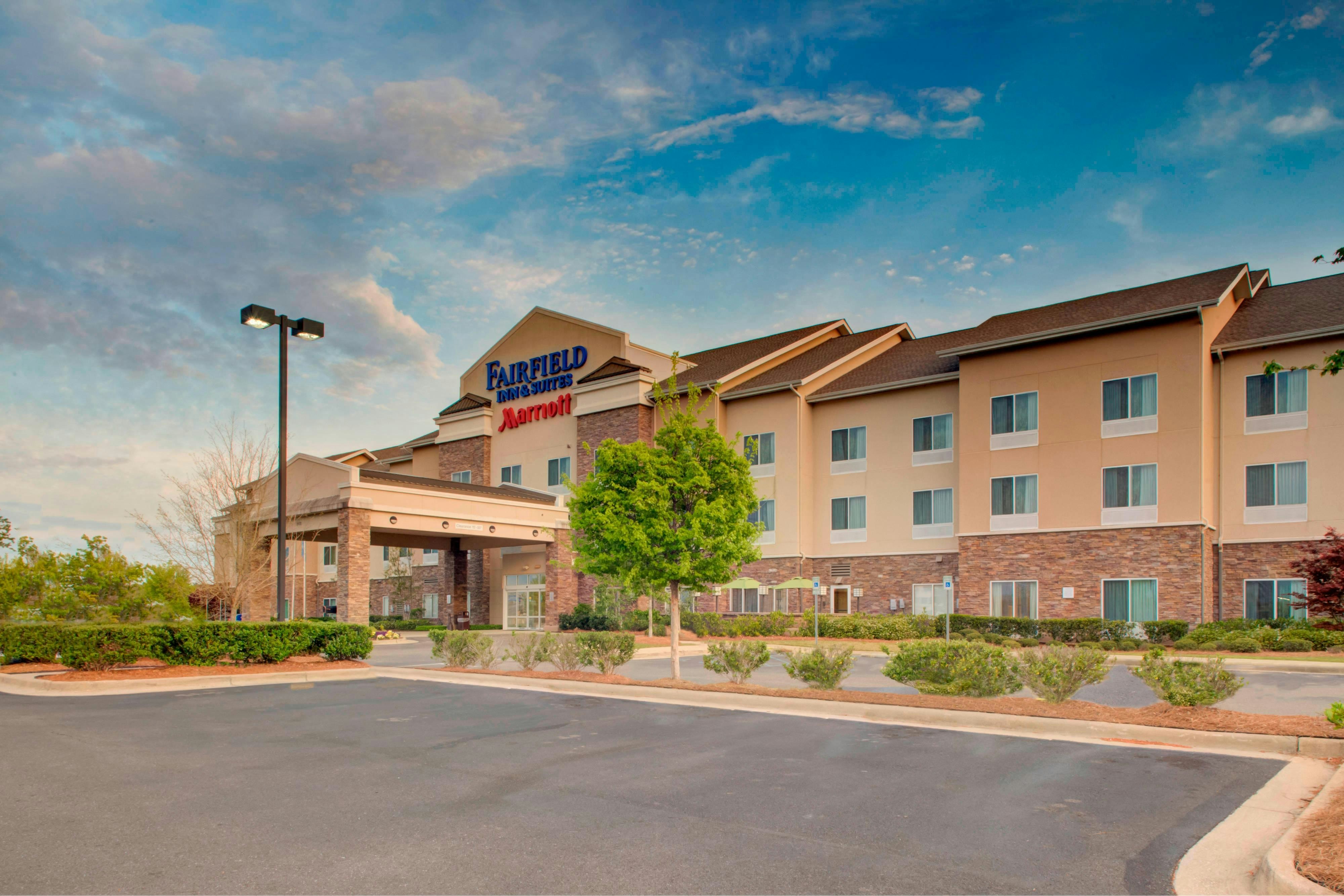 Fairfield Inn Suites By Marriott Montgomery Eastchase Pkwy 2/50