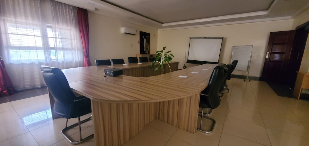Dalchifit Suites 39/50