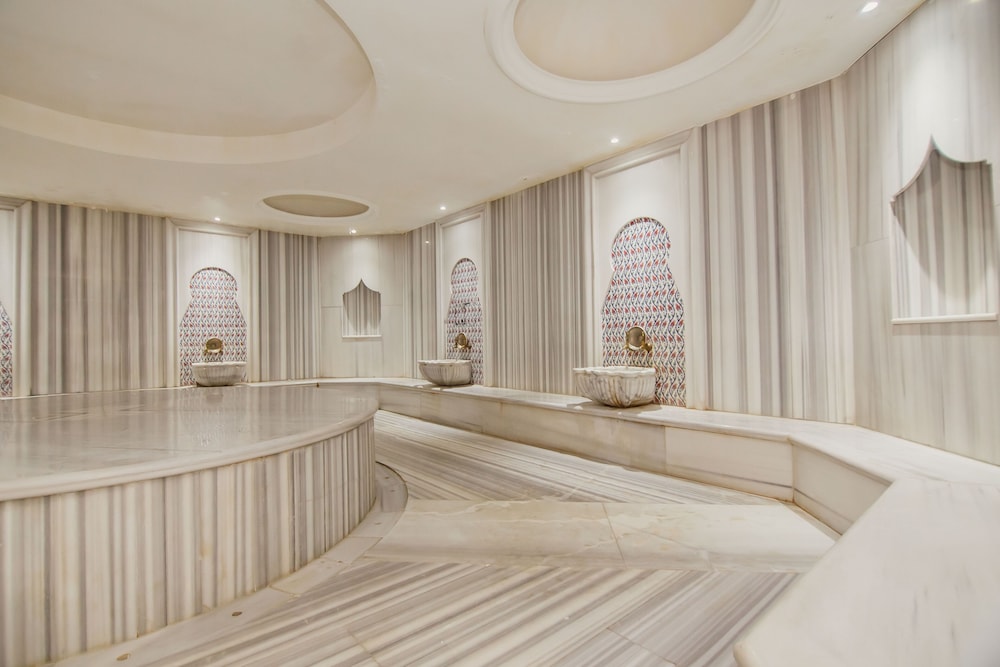 JRW Welmond Hotel & Casino Batumi 20/50