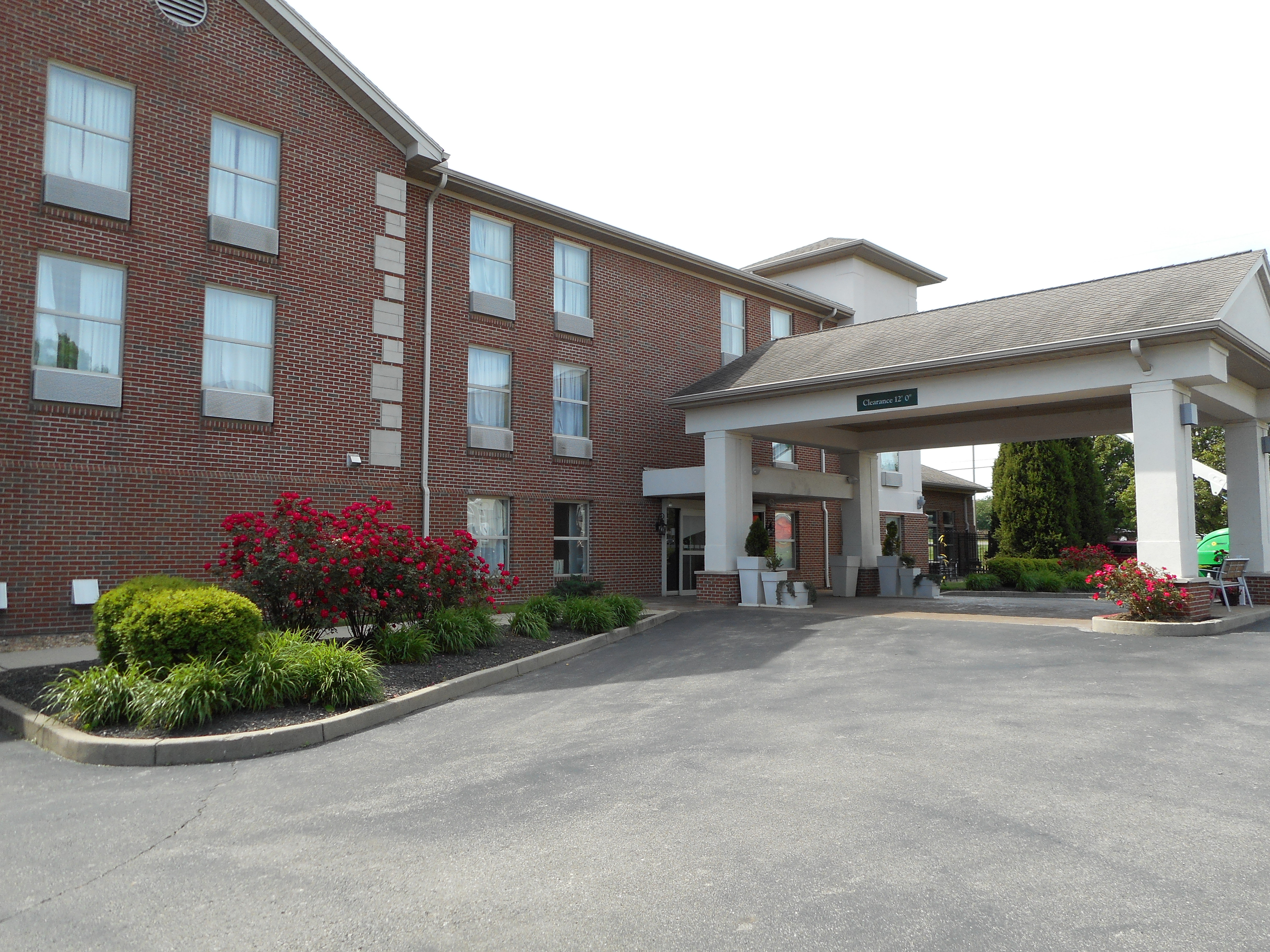 Holiday Inn Express Fairfield 38/41