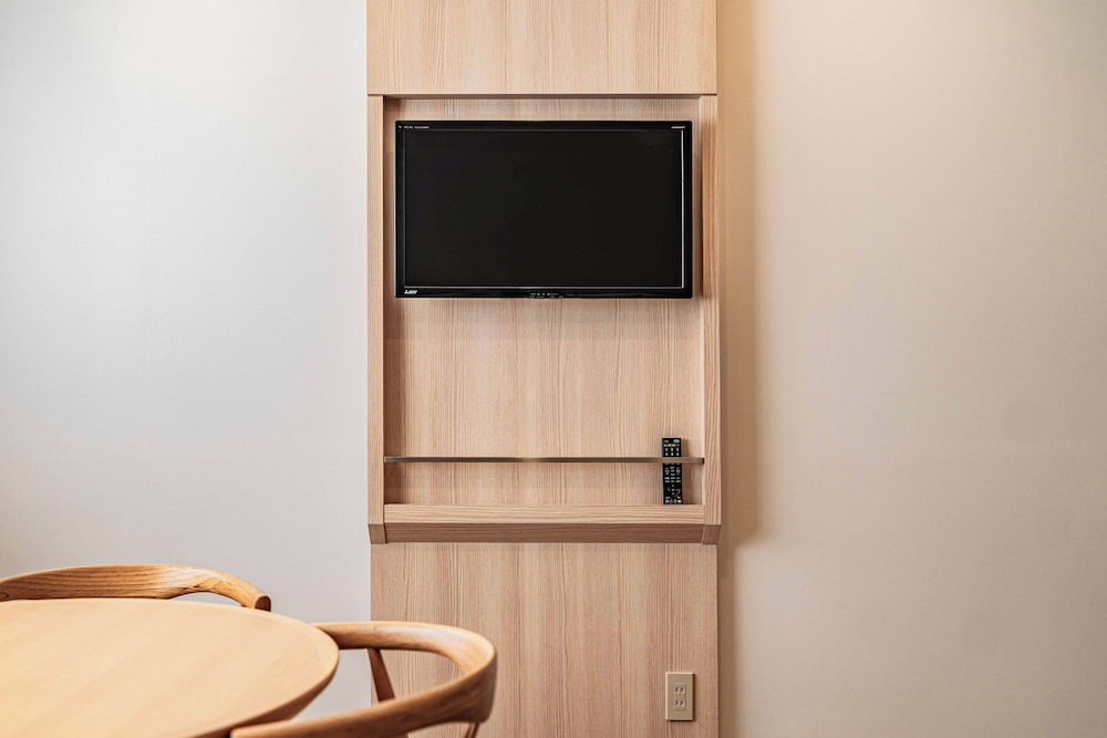 Kansai International Airport Hotel 11 43/54