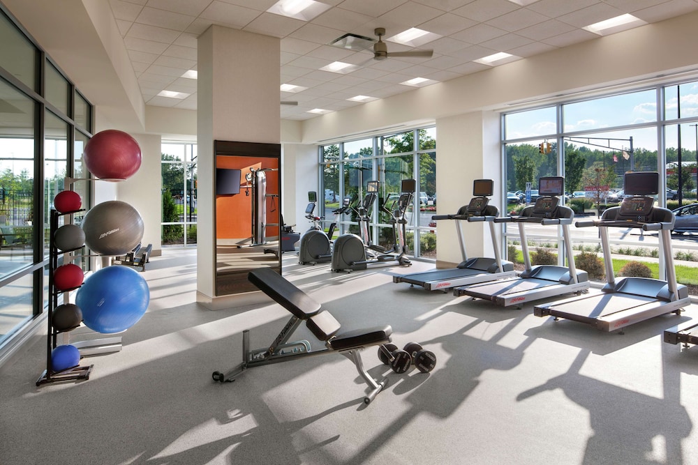 Homewood Suites By Hilton Teaneck Glenpointe 17/38