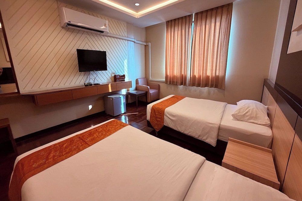 Ayutthaya Grand Hotel 19/41