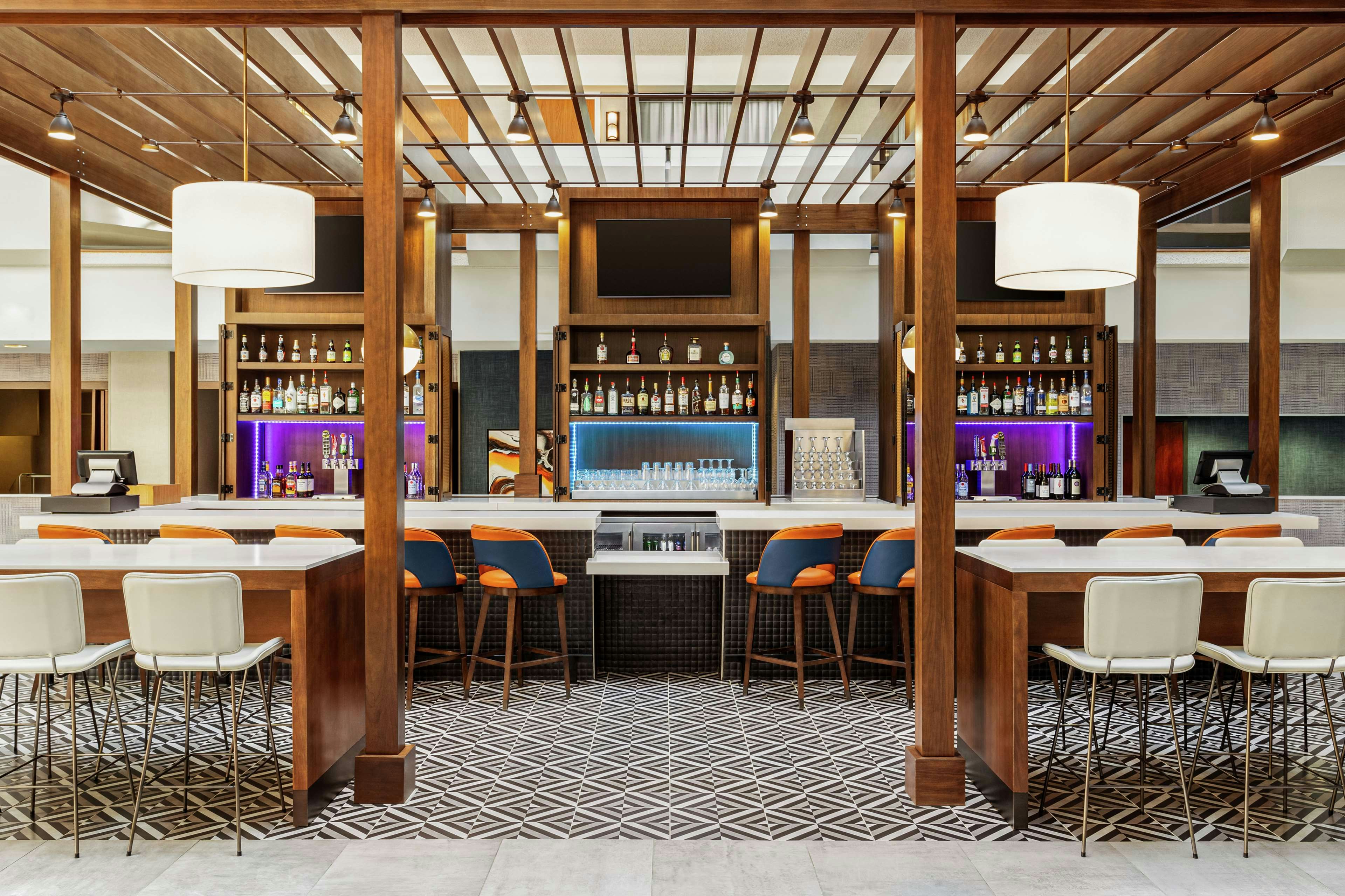 Embassy Suites by Hilton Kansas City Overland Park 38/50