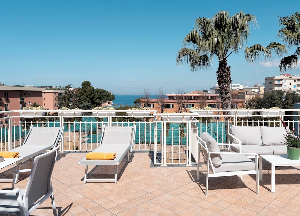 Hotel Michelangelo 46/76