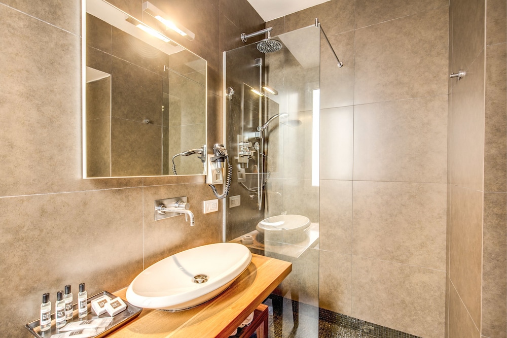 Trevi B&B Roma 66/74