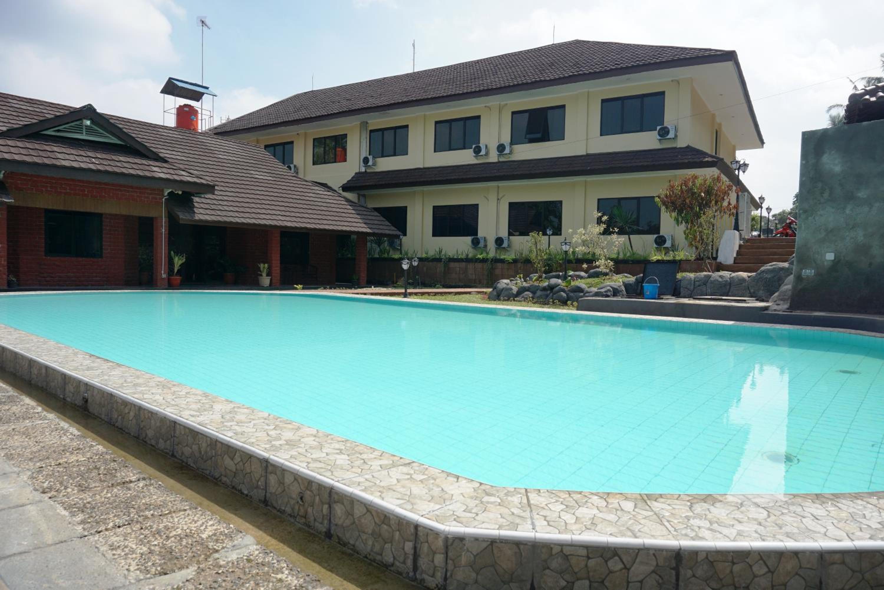 Hotel Gerbera 37/40