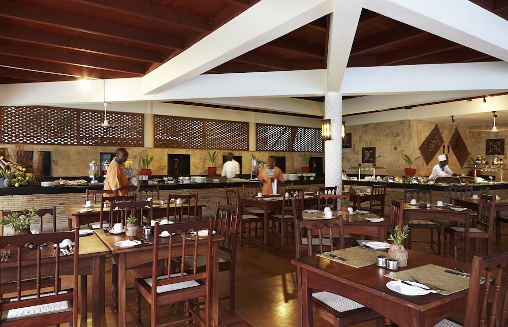 Neptune Palm Beach Boutique Resort & Spa 32/50