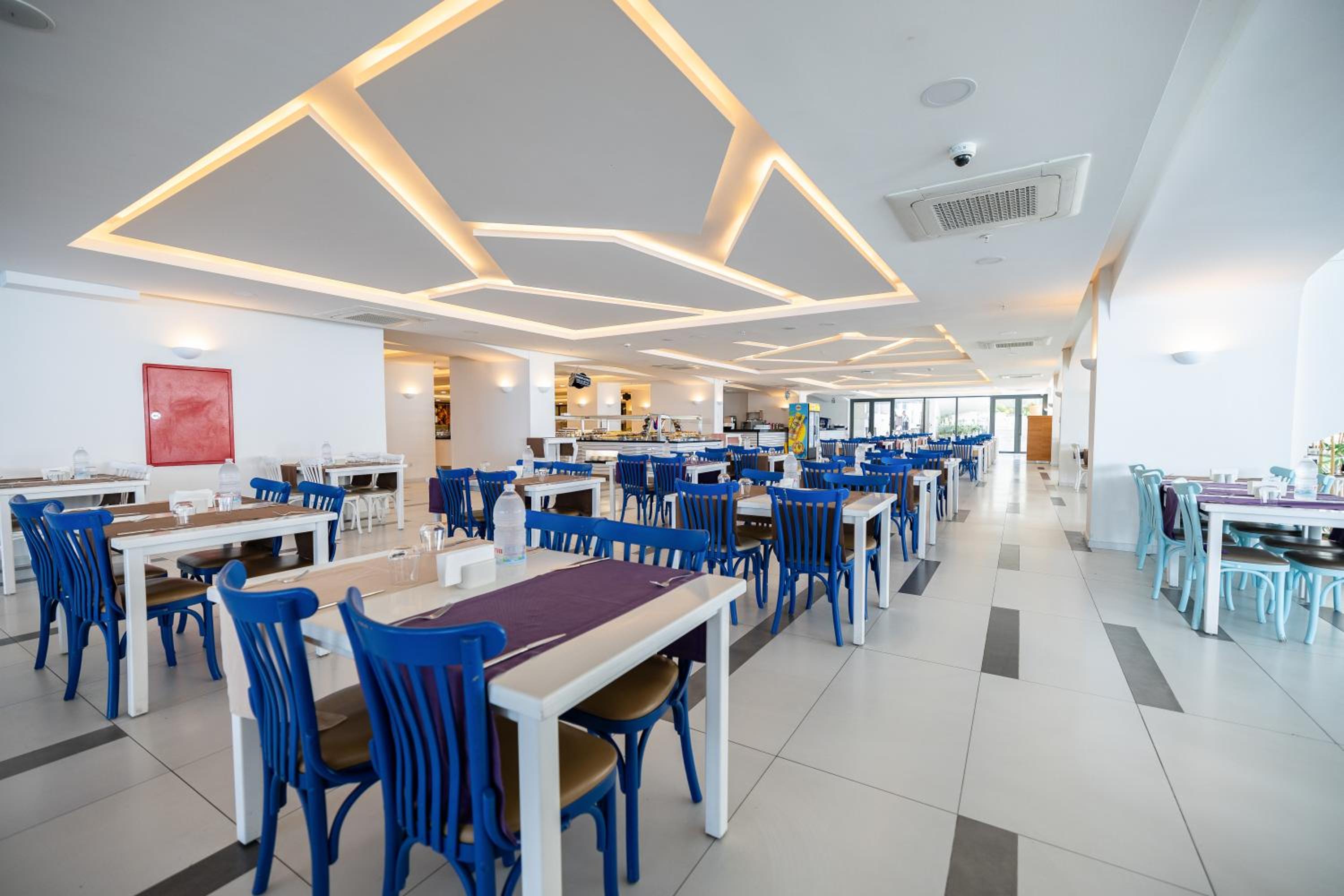 Imbat Hotel 41/57